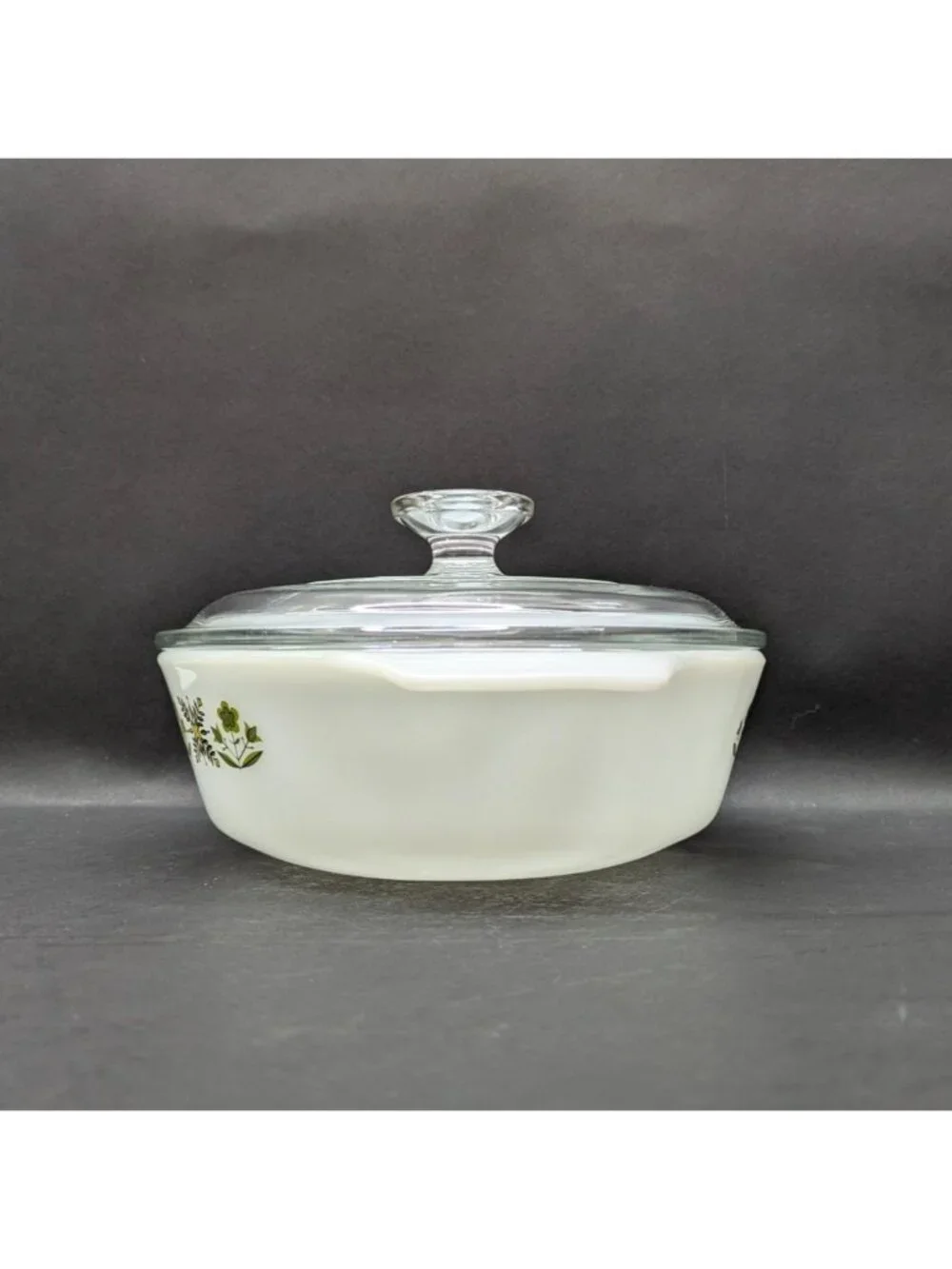 Anchor Hocking Fire King Round 2 Qt. Covered Casserole Dish Glass Vintage